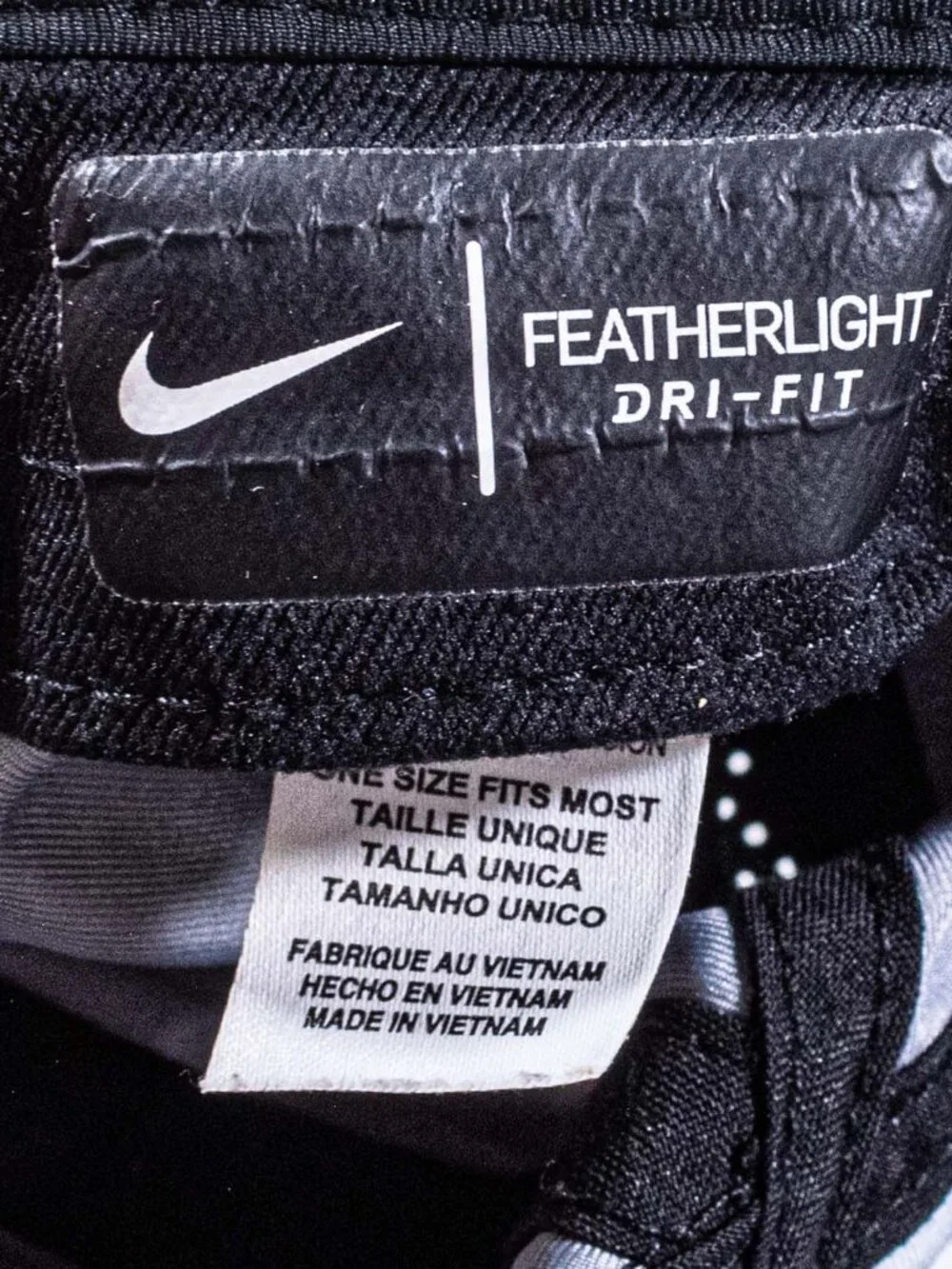 Nike Court AeroBill Tennis Cap 868557-010 Black Dri-FIT Featherlight Hat OSFA